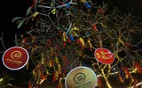Ngắm Hồ Văn lung linh trong đêm